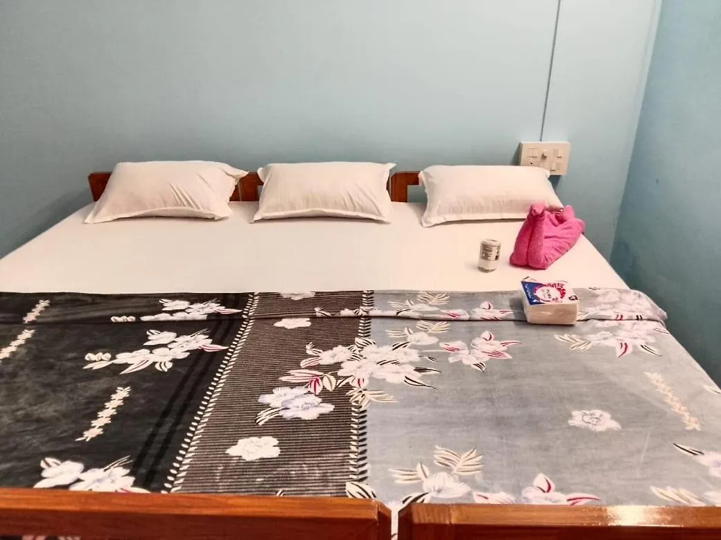 Hostel Kathoo'S Lakeview Homestay Alappuzha